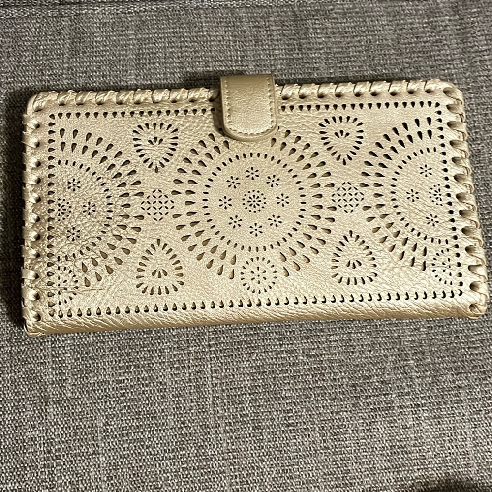 Madison West Lazer cut wallet